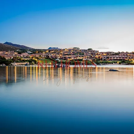 Luce Sul Golfo Marineledda Marinella (Sardinia)